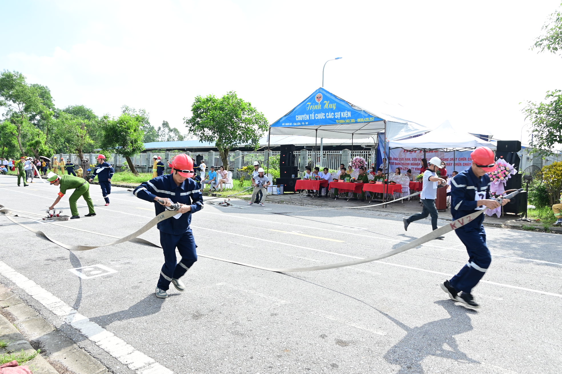 Sôi nổi hội thao kỹ thuật chữa cháy, cứu nạn cứu hộ Cụm CQDN an toàn PCCC Tân Liên - Thị trấn Vĩnh Bảo năm 2023
